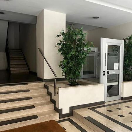 Suite 220 바리 외부 사진