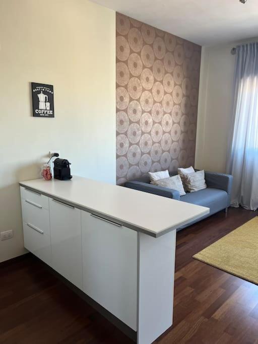 Suite 220 바리 외부 사진